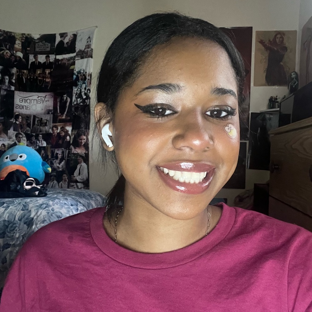 Meet your Posher, Feather